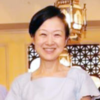 神田オフィスの超越瞑想教師の西田志真子の写真
